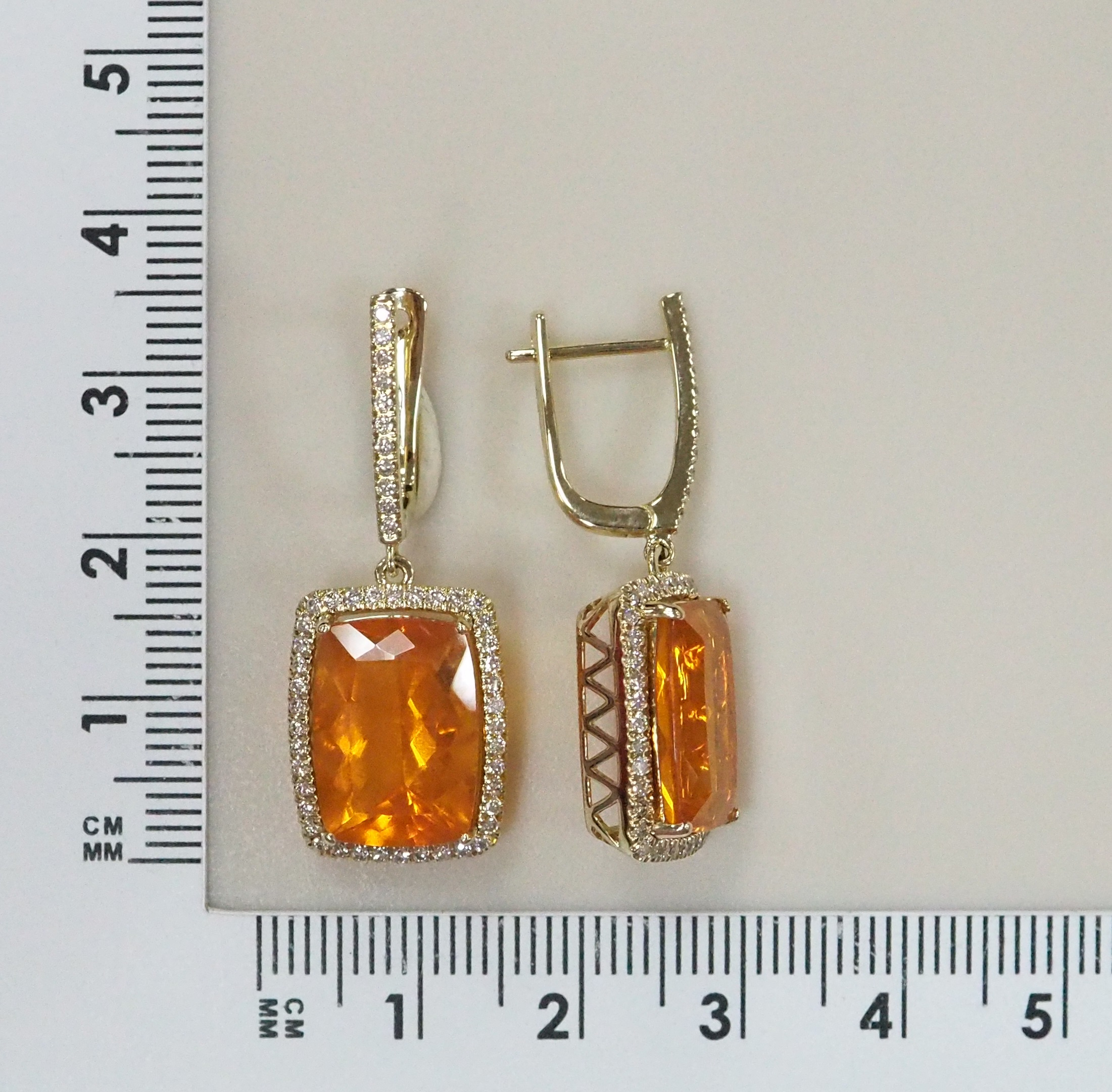 10512-000613 Серьги (Au 585)